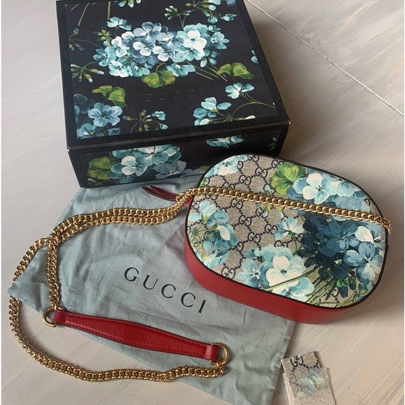 Gucci GG supreme bloom crossbody chain bag - Picture 3 of 16